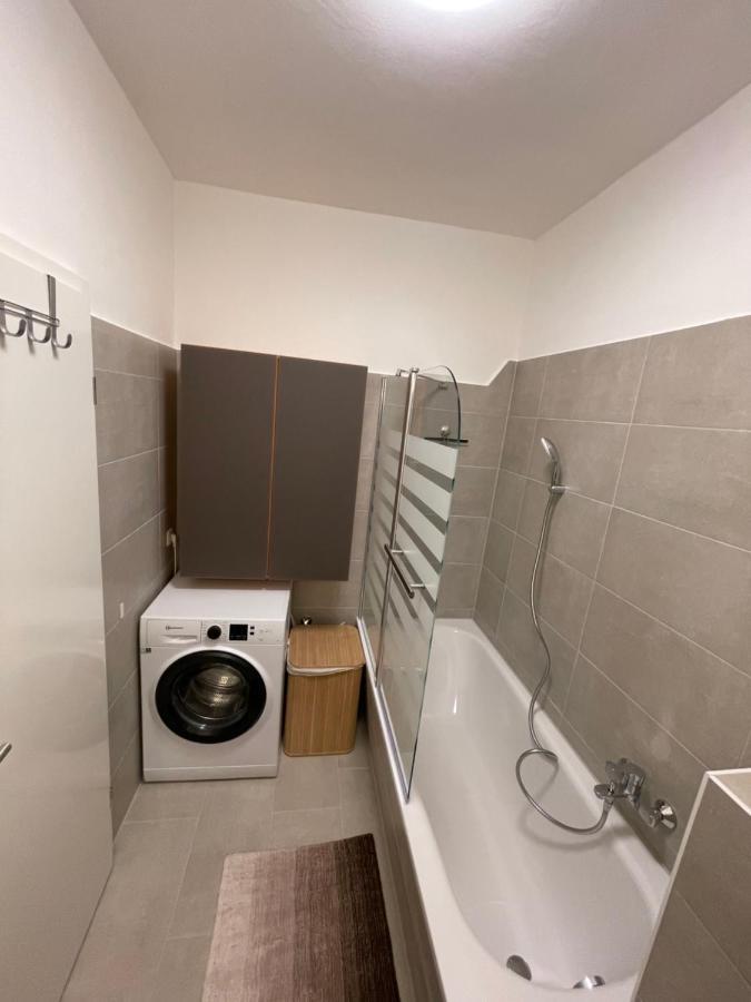 Ruhige Ferienwohnung Rostock Luaran gambar
